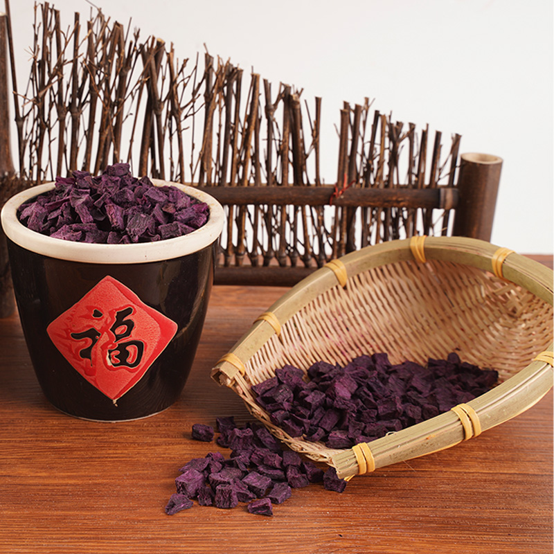 Kiszáradt lila édesburgonya Kiszáradt lila édesburgonya